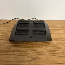 Netgear Nighthawk X6 -R8000 -Tri Band WiFi Gigabit Router