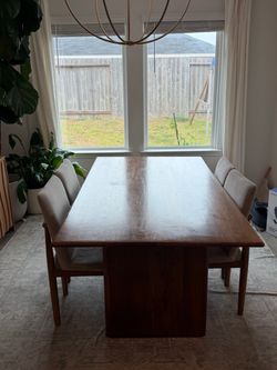 Dinning Table with 4 chairs