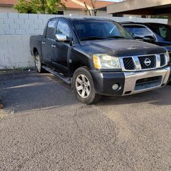 2004 Nissan Titan