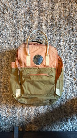 Pink And Green FJÄLLRÄVEN KÅNKEN Backpack