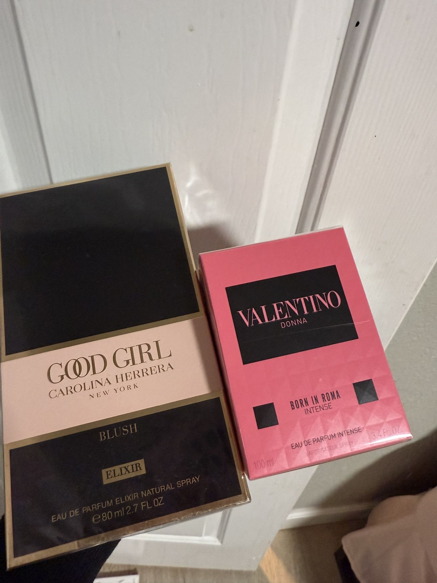 Perfumes , Colognes