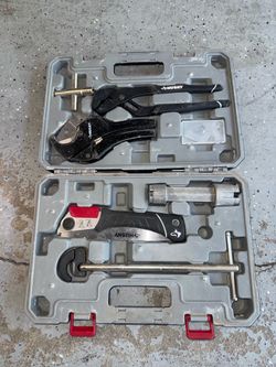 Husky Plumbers Tool Set (Complete)