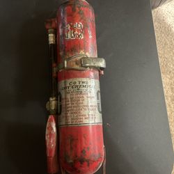 The FYR-FYTER Company / C-O-TWO / Fire Extinguisher