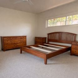 King Bedroom Set