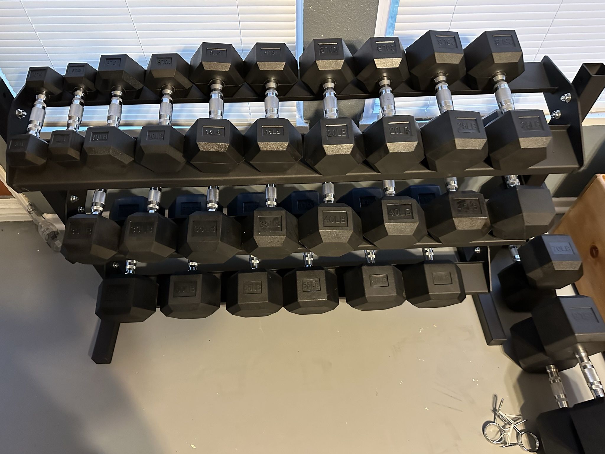 5-75lbs Dumbbells w/Rack