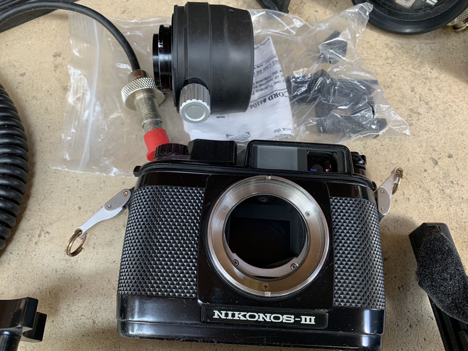 Camera (Underwater) Nikonos III With Strobe Lite