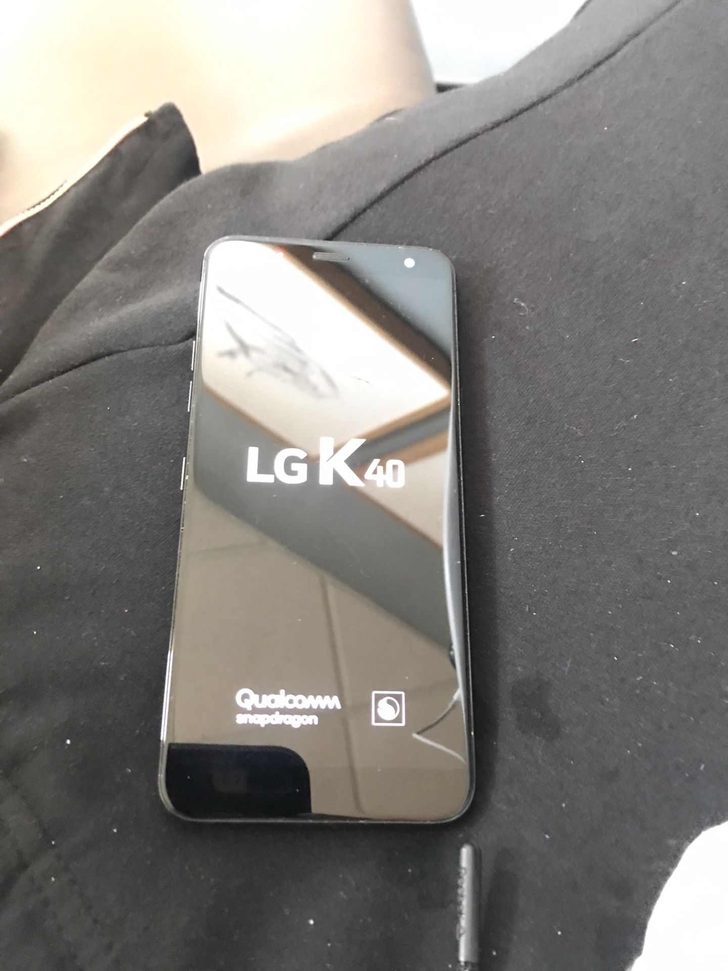 LG K40