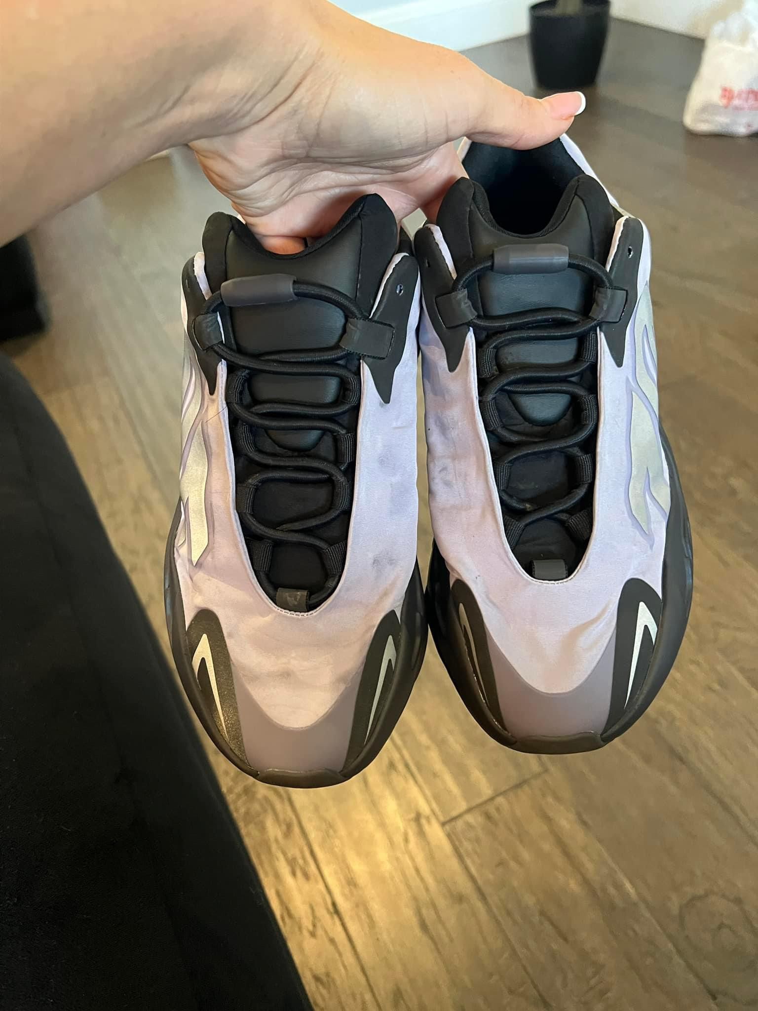 Yeezy Boost 700