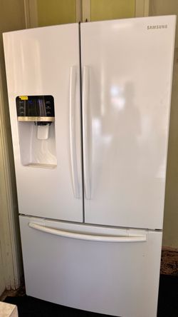 Samsung French Door Refrigerator - must sell today
