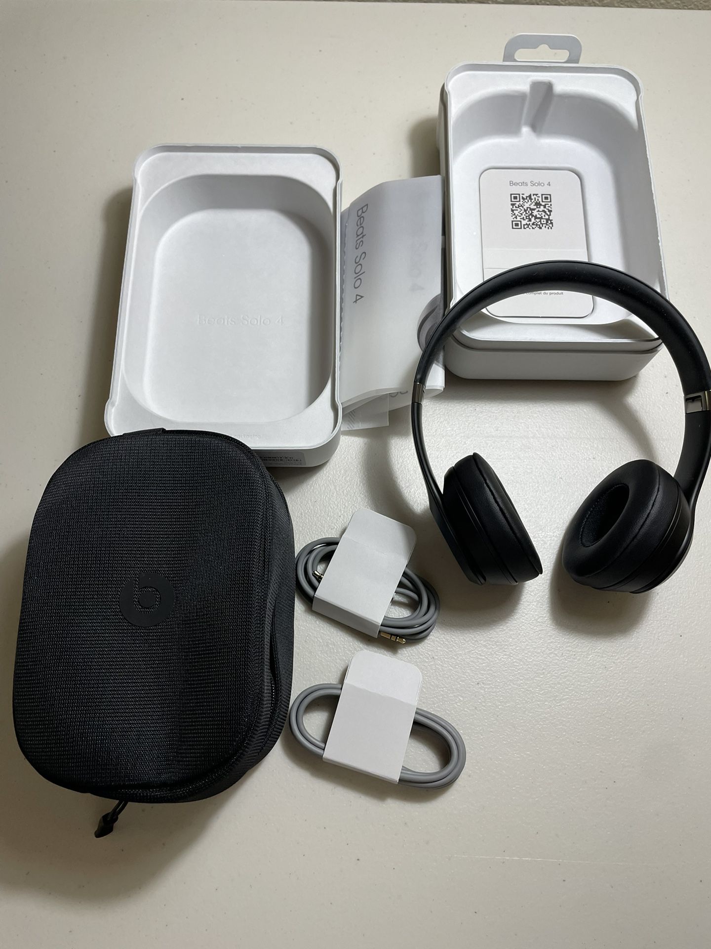 Beats Solo 4