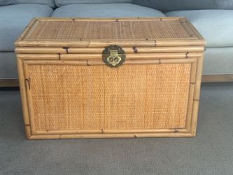 vintage McGuire-style bamboo and woven rattan storage chest trunk. 29 x 15 inches 17 inches tall