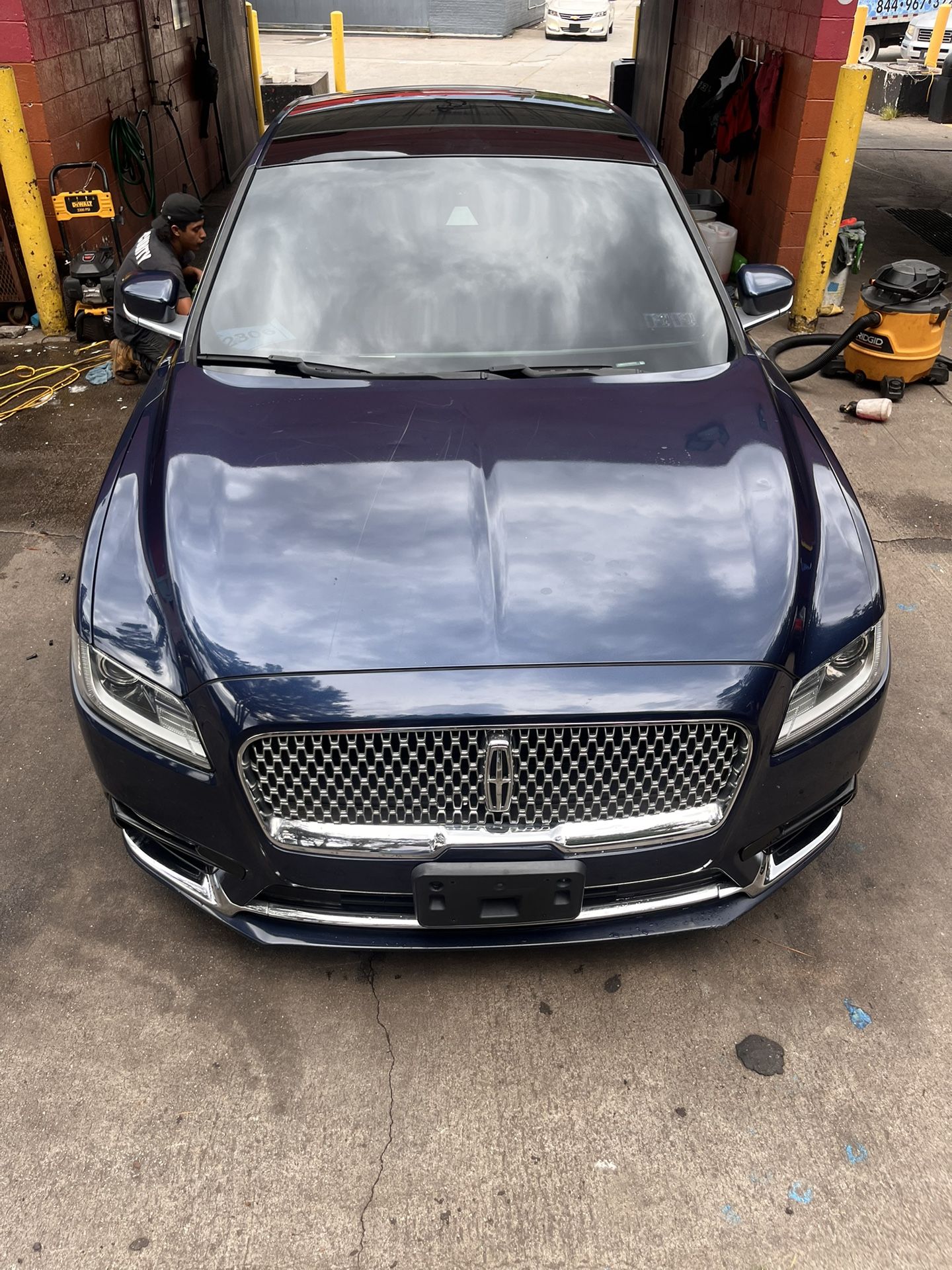 2017 Lincoln Continental
