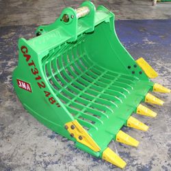 Excavator Caterpillar 312 Skeleton Bucket with Side Cutter and Teeth 48 Inches Width.