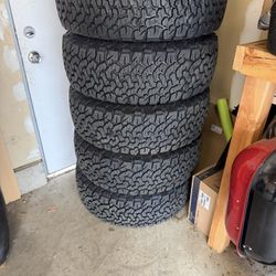 Jeep Wrangler Tires And Wheels,Set Of 5 BF Goodrich L285 70R17