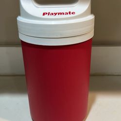 Igloo Playmate 1/2 Gallon Cooler Red