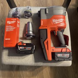 M18 Fuel Cordless 1/2”in - 2”in Expansion Tool Kit With 3- Heads-2 Batteries And Charger 