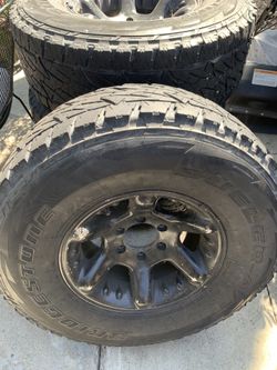 Nissan Frontier Tires with Rims