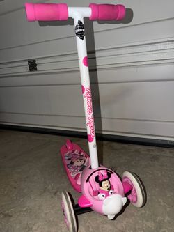 Minnie Mouse Toddler Scooter