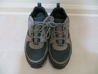 Men's LL Bean Waterproof Shoes. 11 Wide