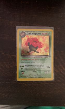 Dark Vileplume (13) - Team Rocket (TR)