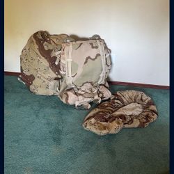 Military DCU Camo Ruck Sack Backpack Authentic Military Issue In Like New Condition 