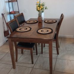 Solid Wood Kitchen Table With 3 Chairs 