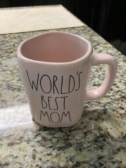 Rae Dunn “WORLDS BEST MOM” Mug