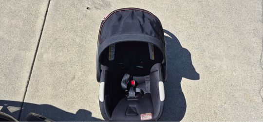Car Seat and stroller with bassinet set