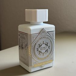 French Avenue Glorious Oud Royal Blanc