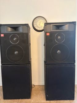 Jbl speakers and double 15” subs jbl