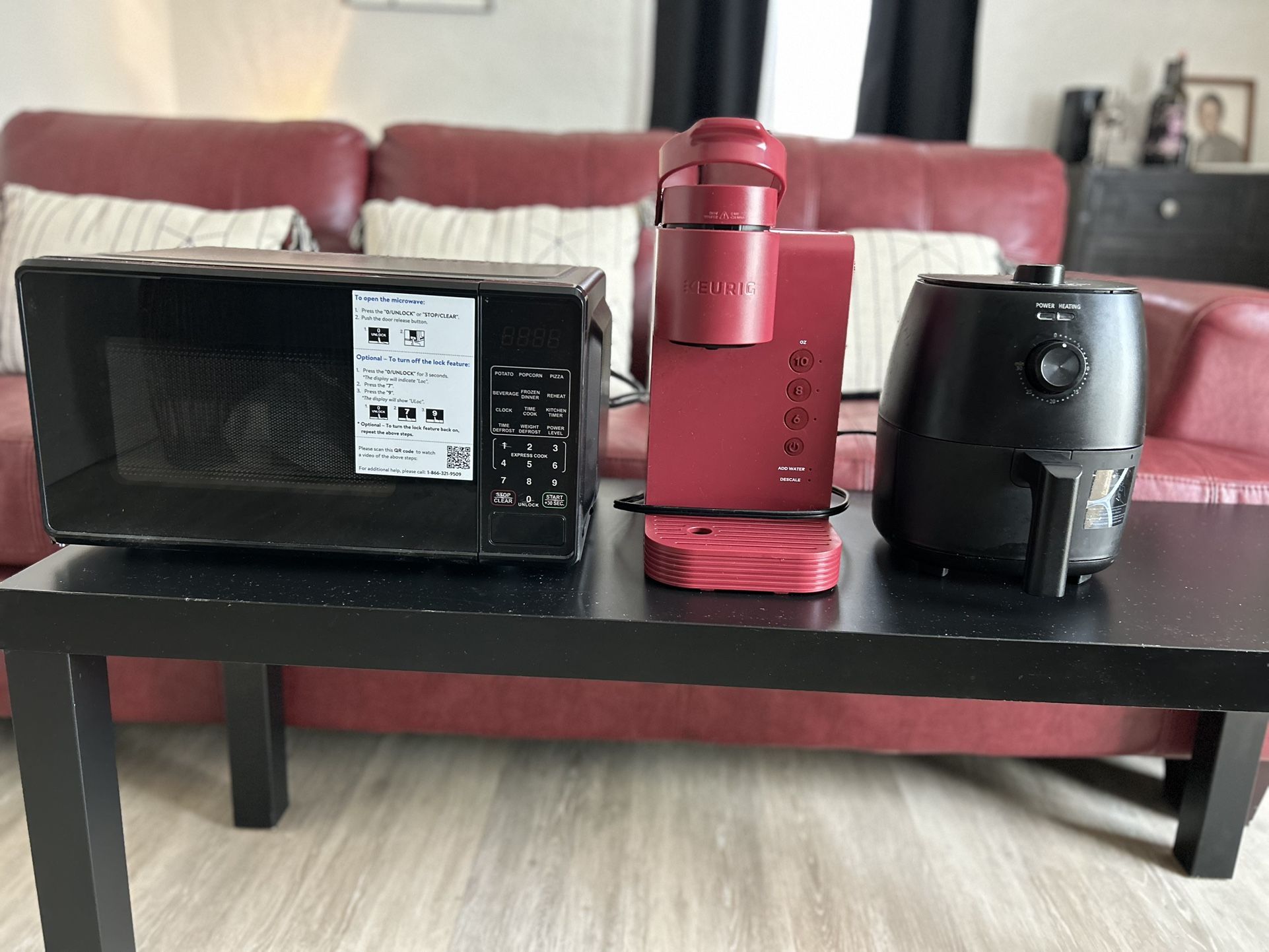 Appliance Bundle!! All 3 (Microwave, Keurig & Air Fryer! )