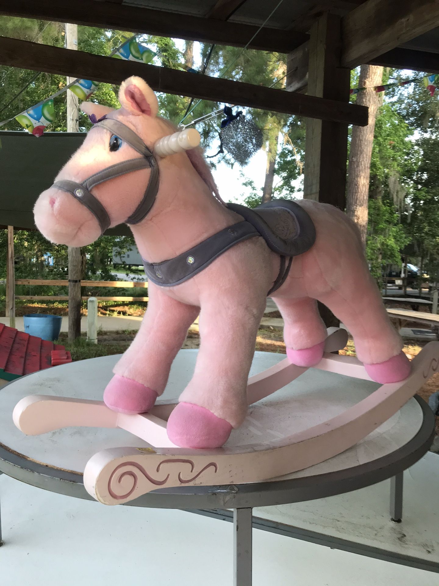 Pink pony with purple and gray accents!!