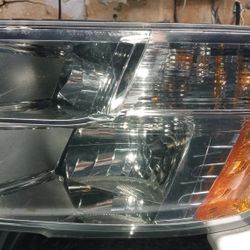 Headlights Dodge Ram 1500