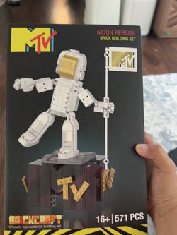 Brick Craft Mtv Moon Man