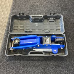 Power Torque 2-1/4 Ton Floor Jack w/Case