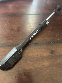 Factory Suzuki Fork Shock Pump