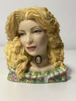 CAMEO GIRLS LV-018 ANGELINA 1973 “California Natural”2000 ED Head Vase - No Hand