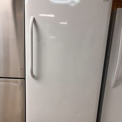 Upright freezer