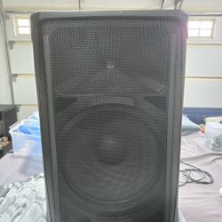 Gemini Sound GD-L115BT Powered LED Lit 1000W 2-Way Linkable Bluetooth PA Speaker with 3 Channel Mixer