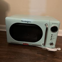 Blue Nostalgia Microwave 