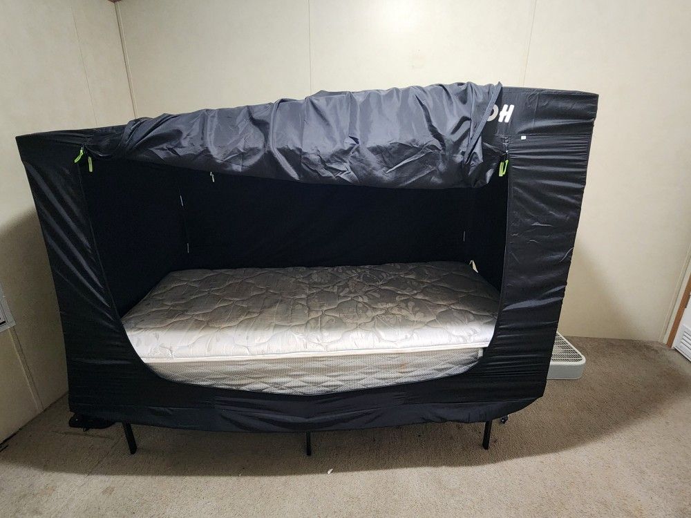 Twin Bed With Tent And Mattress