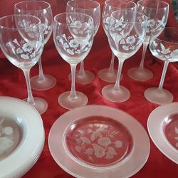 AVON GLASSES AND PLATES.  8 EACH, TOTAL 16 PIECES.  VINTAGE 1970S.   ALL FOR $150.  NEW CONDITION. PU 15 & Poway Rd Or Mission Valley.
