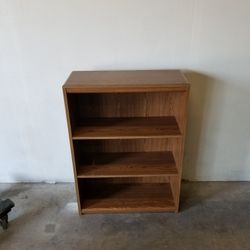 Bookshelf $40 (Good Condition)