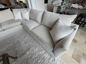 Kreiss Sectional