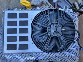 R33 Skyline Koyo Radiator With Electric Fan Assembly