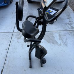 Slim Cycle 2-in-1 stationary bike (upright + semi-recumbent position with resistance bands)