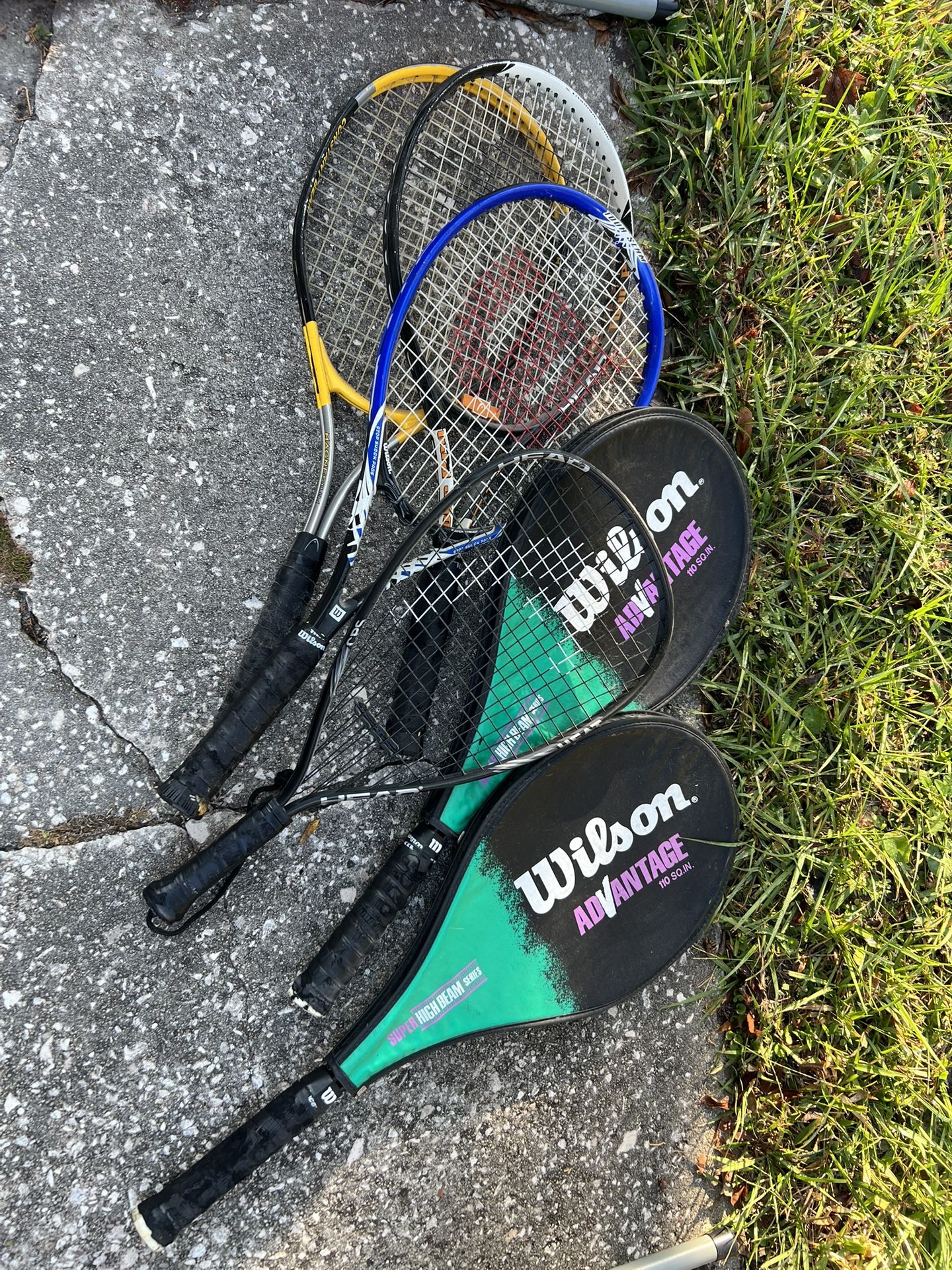 Tennis Racks / Racket Ball