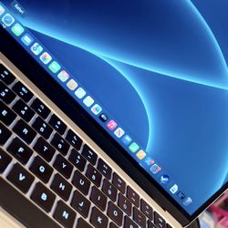 Mac book air 2022 m2