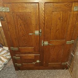 Early 1900's Refridgerator