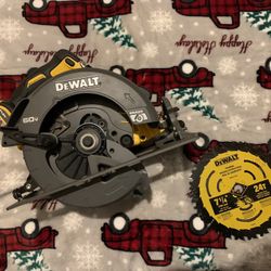 Dewalt Flexvolts Circular Saw  1/4 